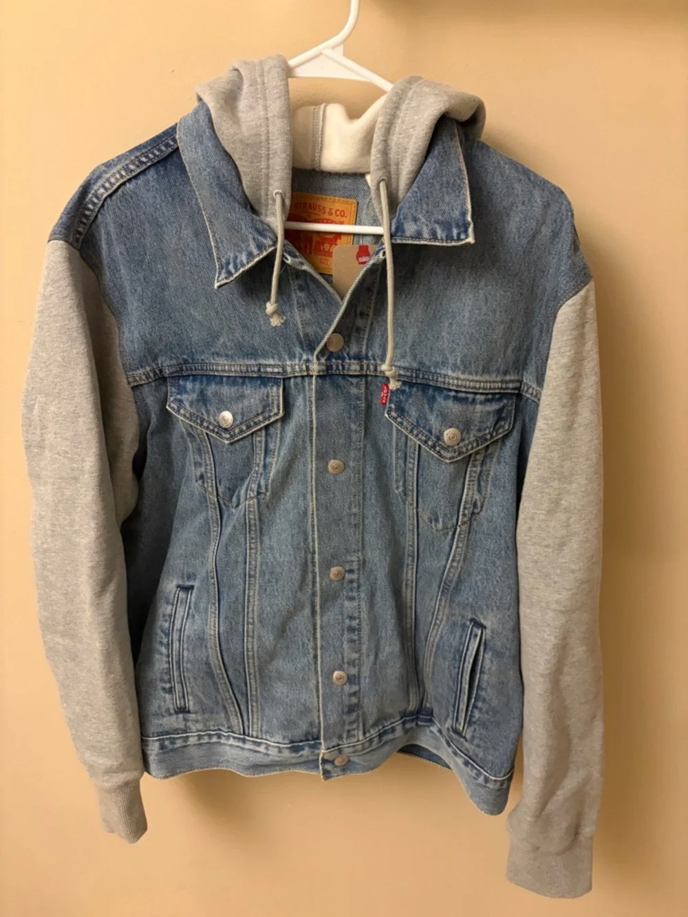 Levi's Blue Denim Trucker Jacket with Gray Hoodie Sleeves - Picture 2 of 5